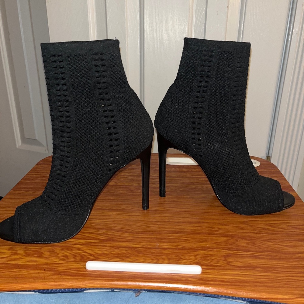 Steve Madden Sock High Heels - Never Worn